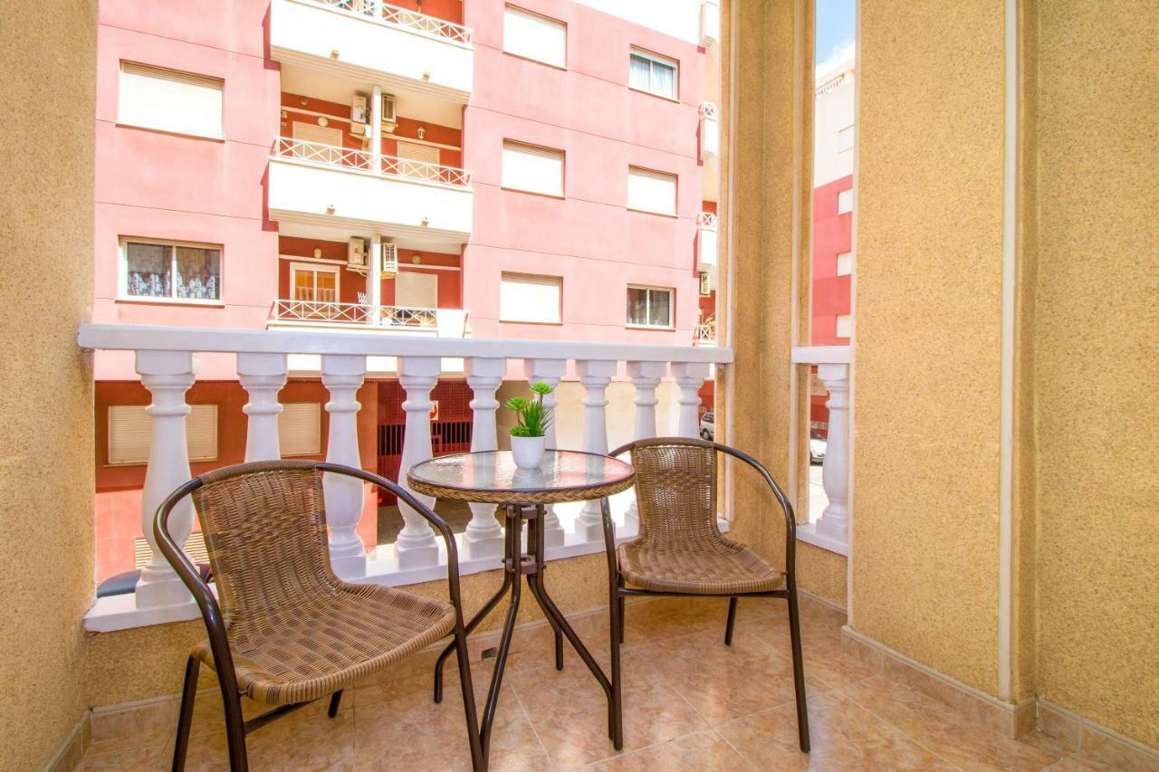 Jose Hurtado Apartamento Торевиеха Екстериор снимка